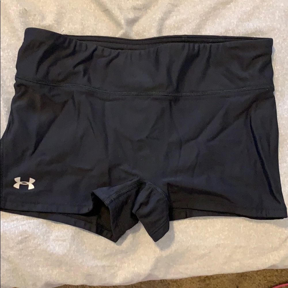 Underarmour spandex shorts